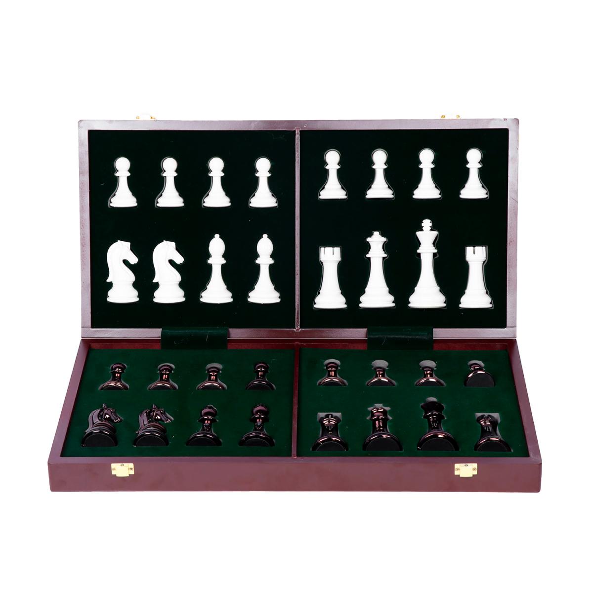 Шахматы с черно-белыми фигурами "53x53 см"